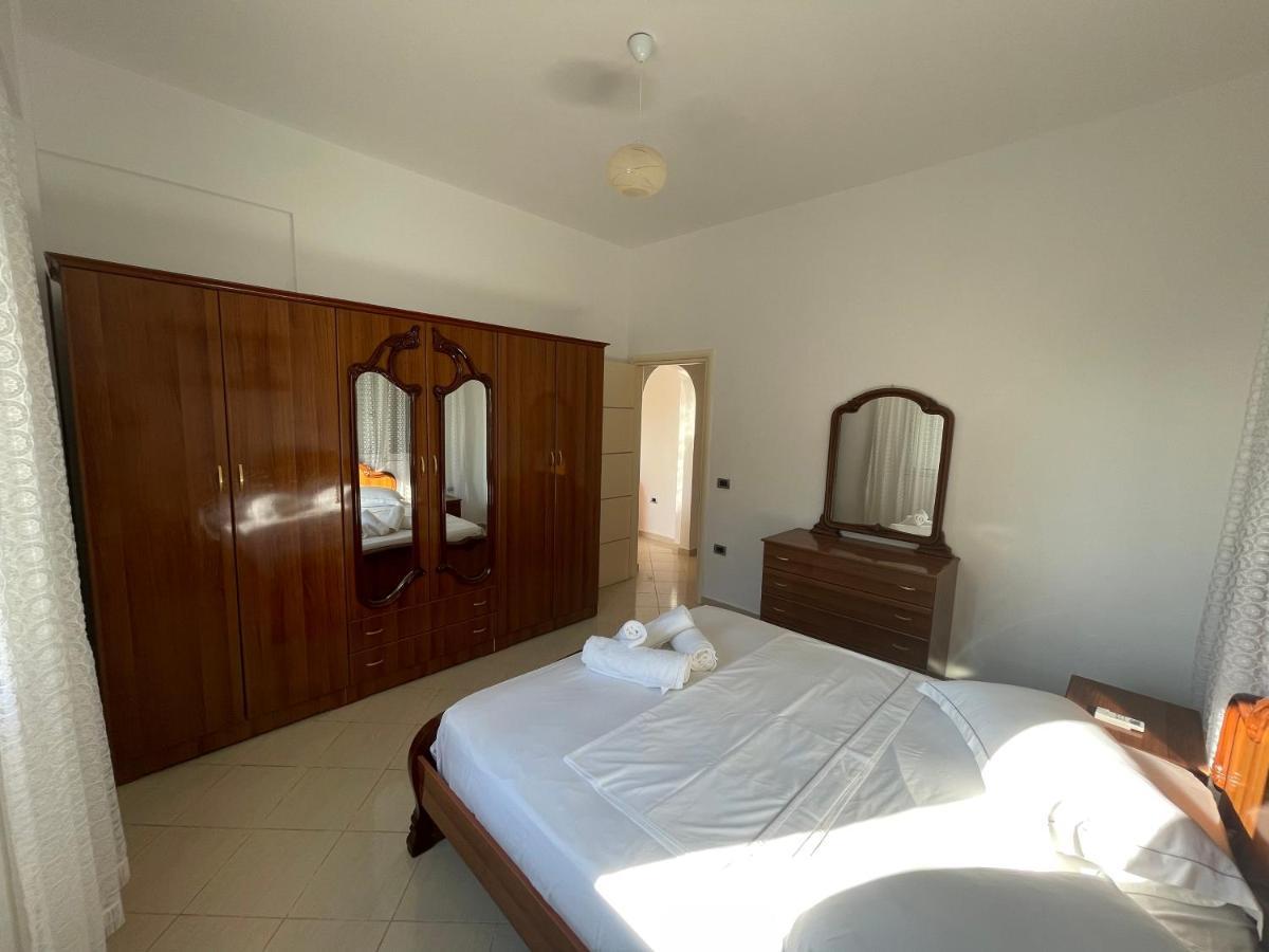 Villa Sildi Sarandë 外观 照片