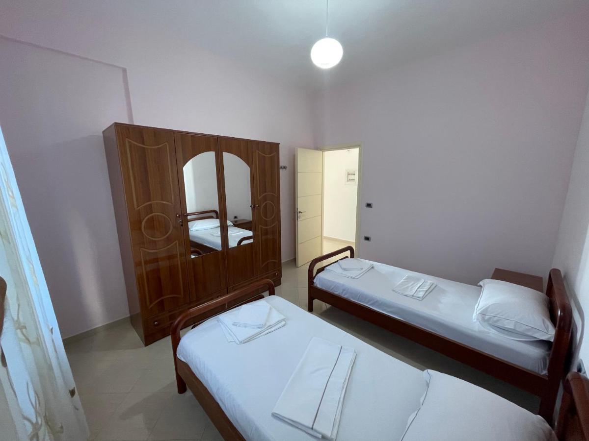 Villa Sildi Sarandë 外观 照片